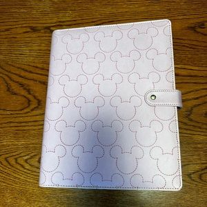 Minnie Mouse Disney Portfolio